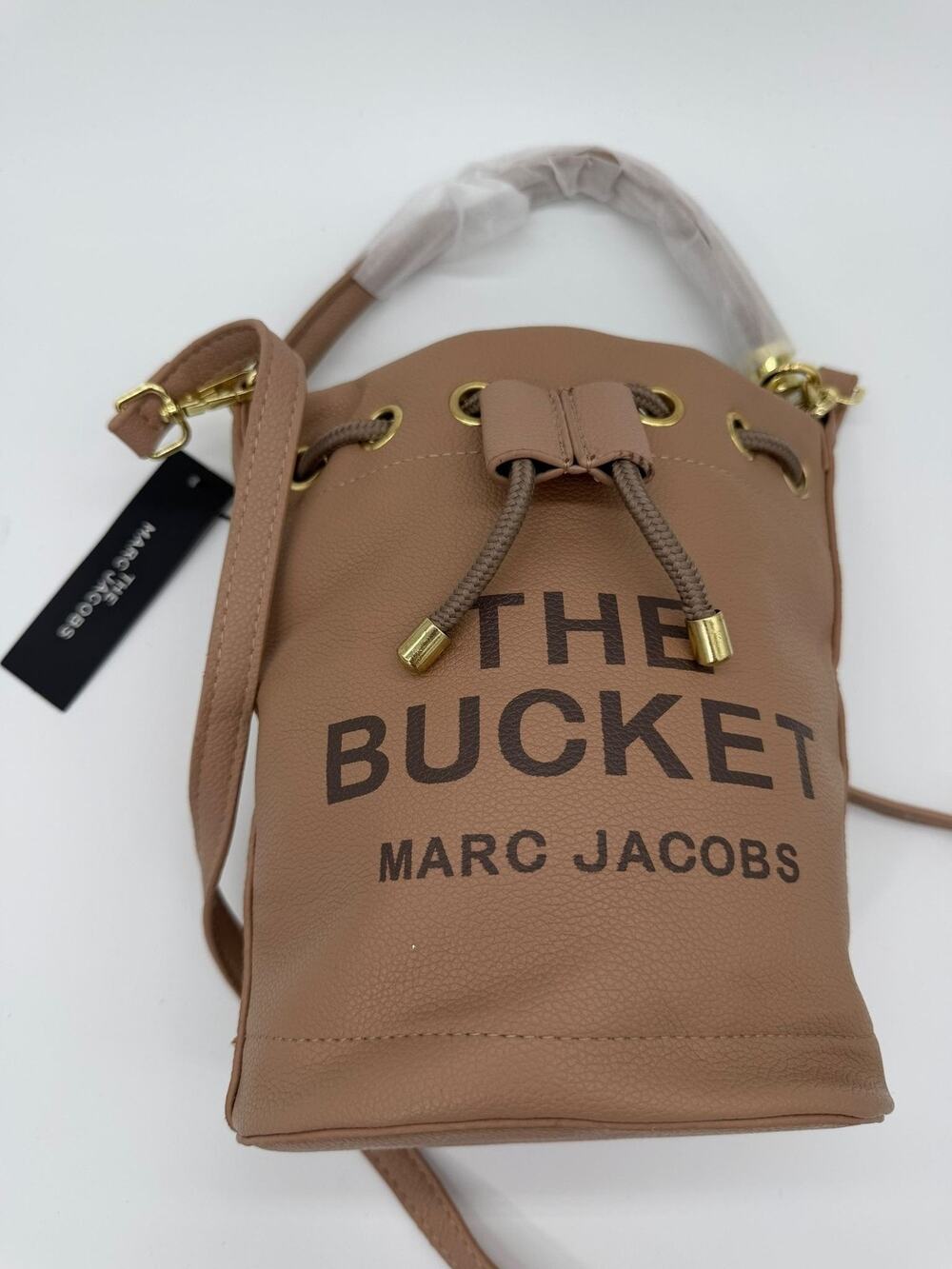 Marc Jacobs The Bucket Bag Womens Small Tan Leather Drawstring Crossbody Purse